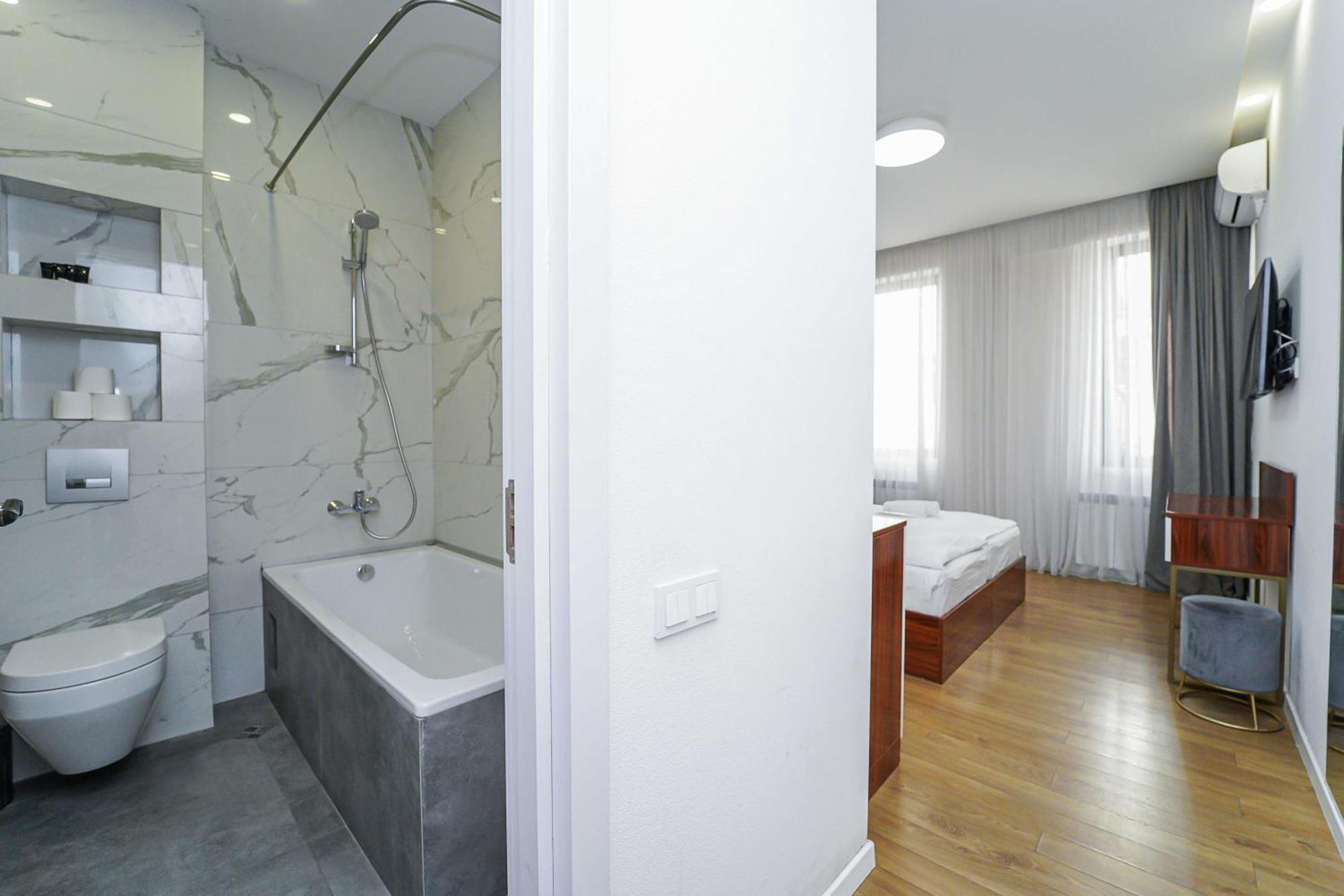 Hotel Type Rooms On Avenue Melikishvili, City Center Tbilisi Luaran gambar