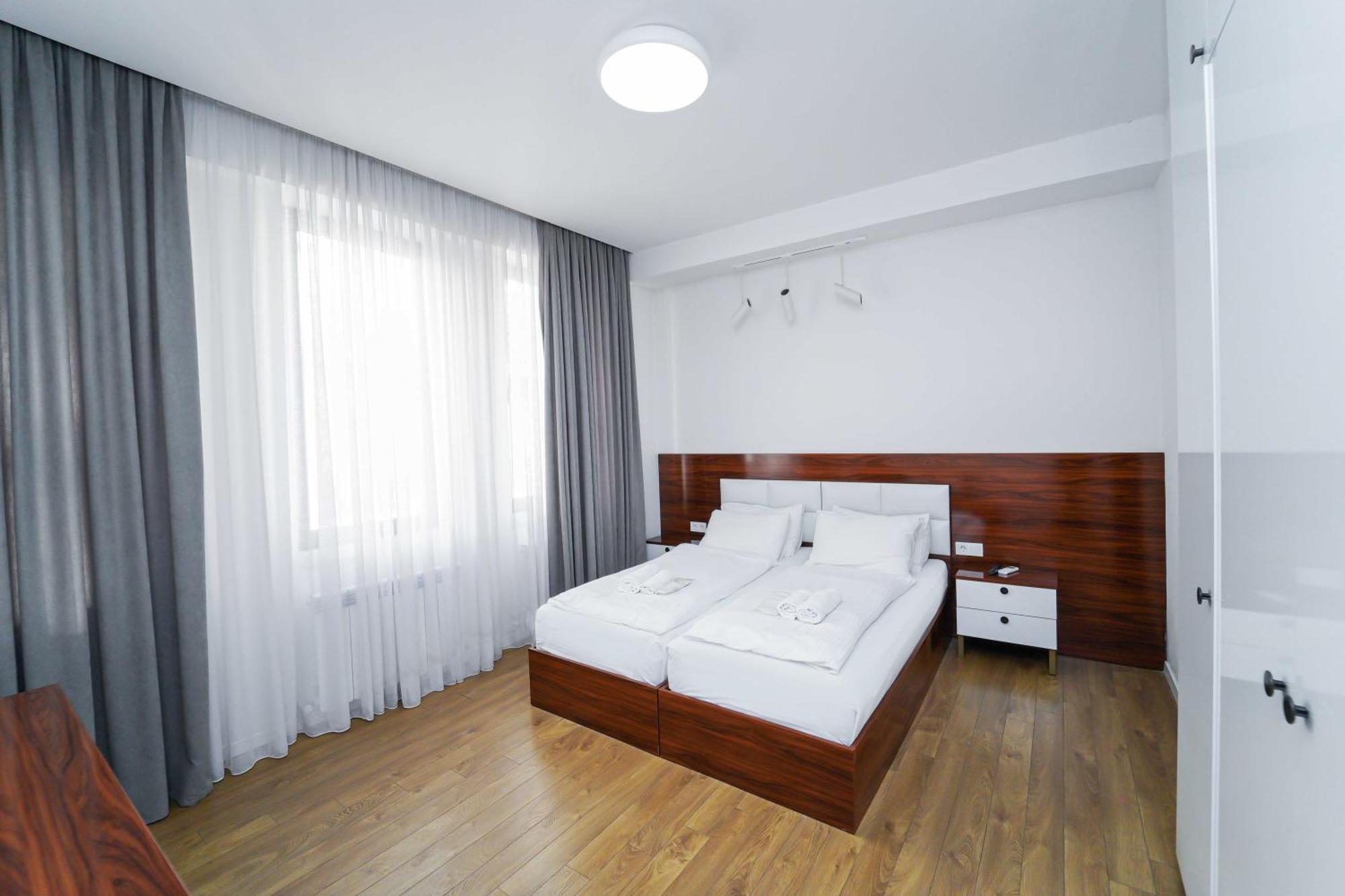 Hotel Type Rooms On Avenue Melikishvili, City Center Tbilisi Luaran gambar