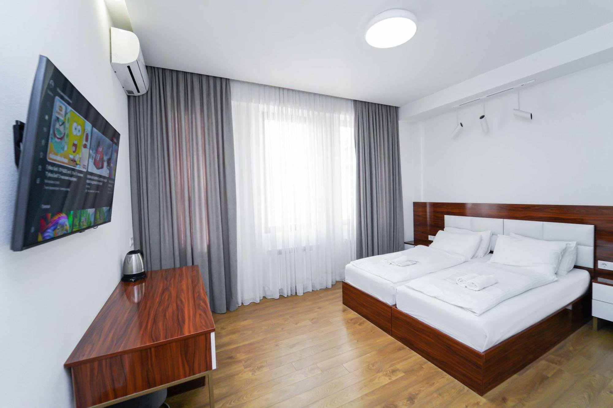 Hotel Type Rooms On Avenue Melikishvili, City Center Tbilisi Luaran gambar